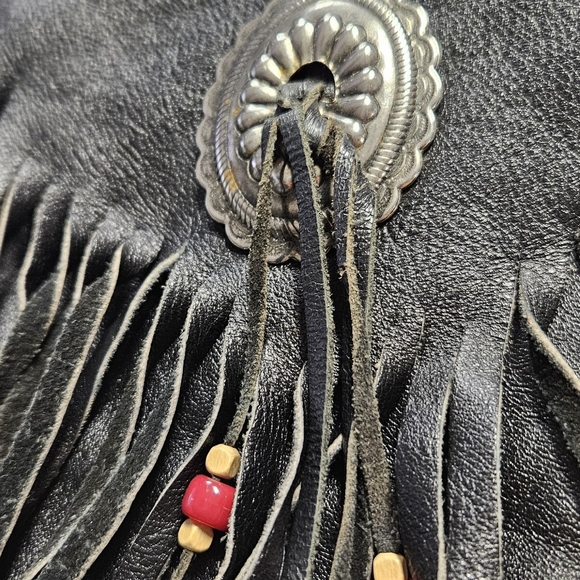 Vintage Soft Leather Fringe Crossbody Purse  w/ Beads - Picture 9 of 12